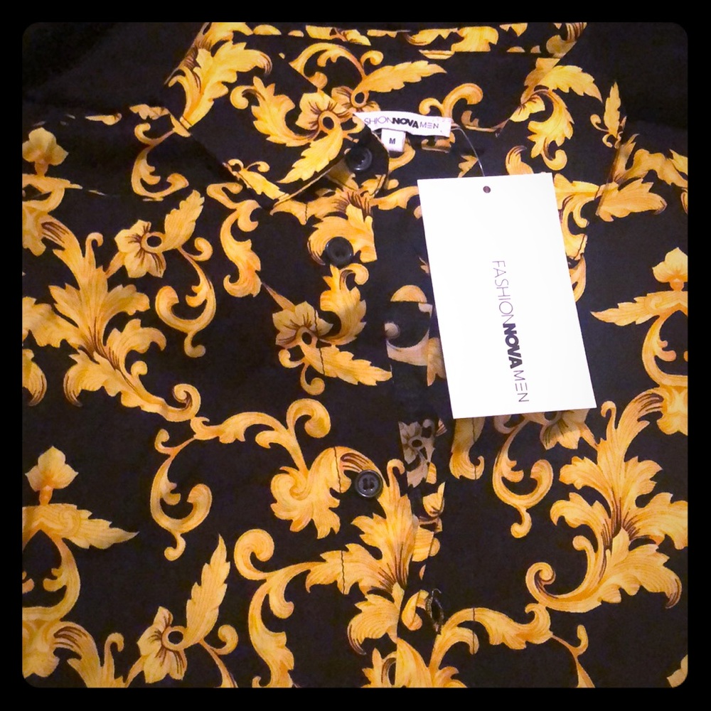 (Brand New) Men’s Fashion Nova Shirt M